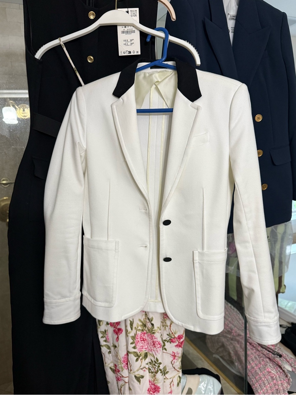 ATM Anthony Thomas Melillo White Blazer with Black Collar